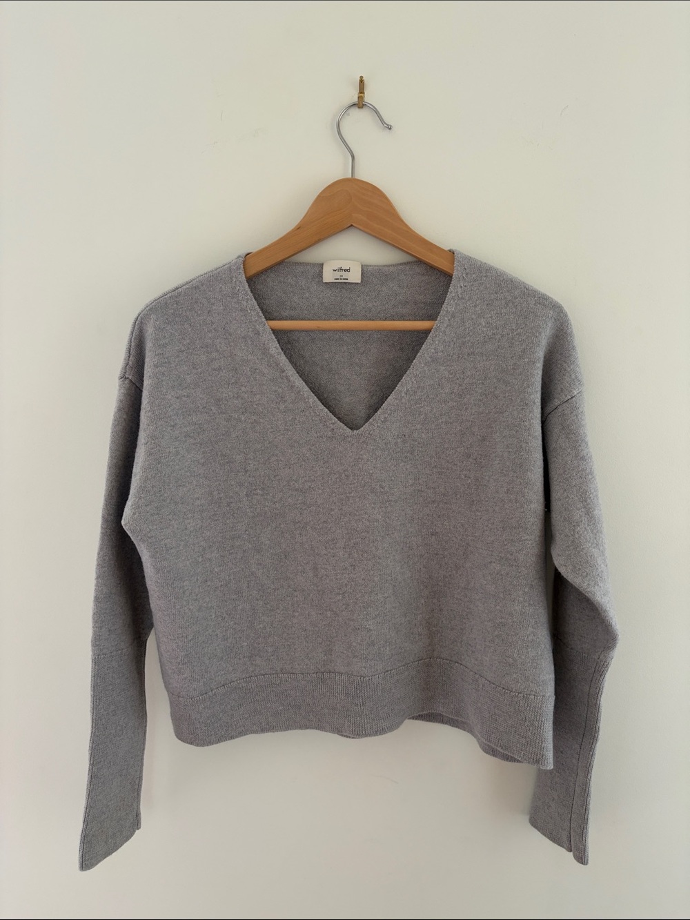 Wilfred cropped Heather Gray Minimal pure Merino wool V-Neck Knit Sweater, 1 X